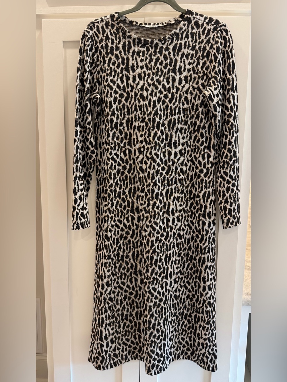 Loft Dress Leopard Print Long Sleeve Midi dress